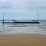 Petite Maison Dans La Manche