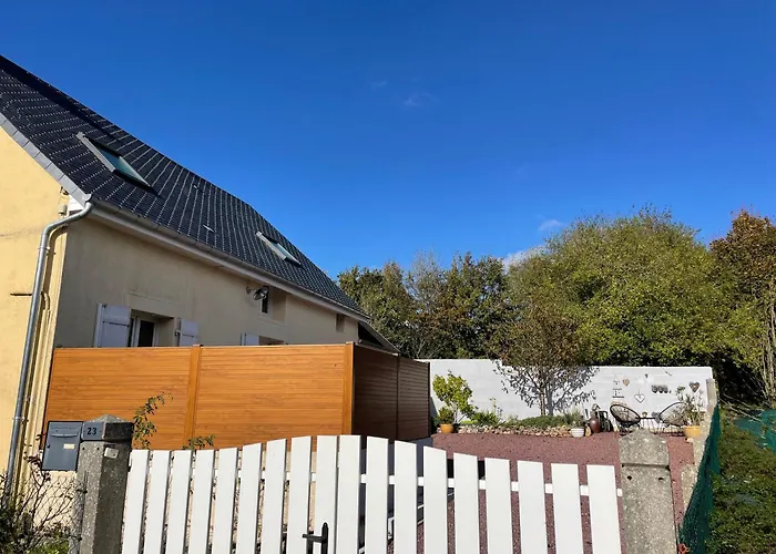 Petite Maison Dans La Manche * Creances